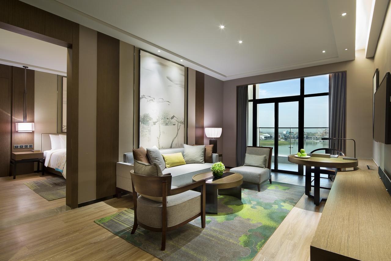Wanda Realm Hefei Hotel Chaohu Exterior photo
